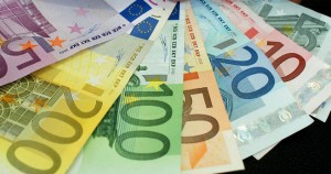 como detectar billetes falsos de 20 euros
